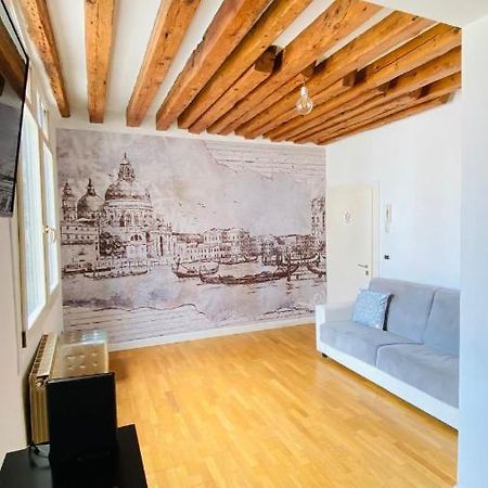 San Maurizio Apartment Venecia Exterior foto
